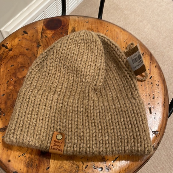 Winter Toque - Picture 5 of 9